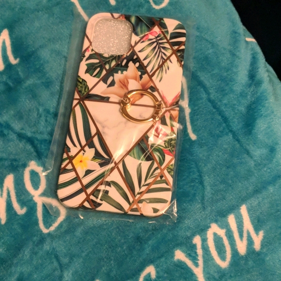 Accessories - IPhone 12 Pro Max phone case